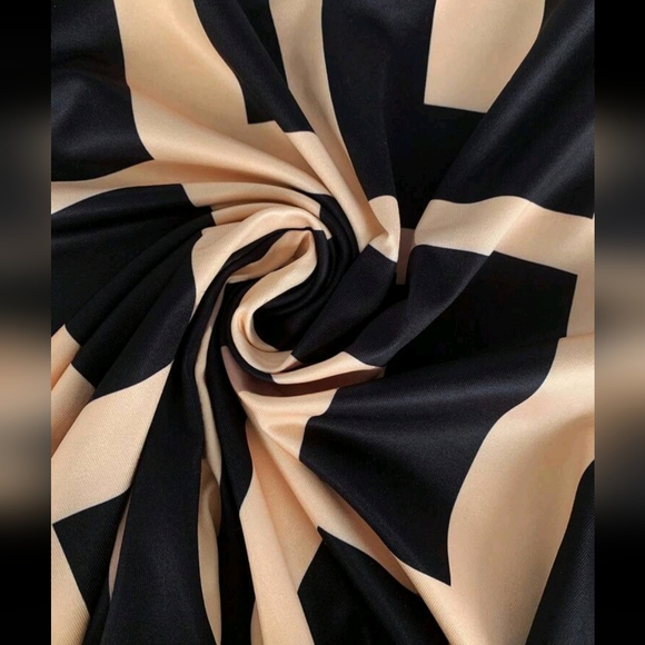 Autumn New Arrival Geometric Pattern Long Sleeve Dress - Picture 3 of 3